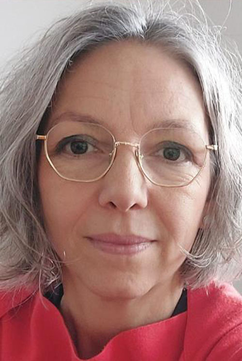 Frau Sylvana Köffler